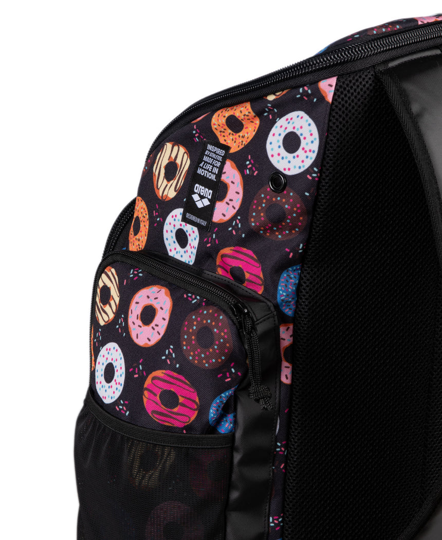 Arena Rugtas Spiky III 45L Allover Donuts