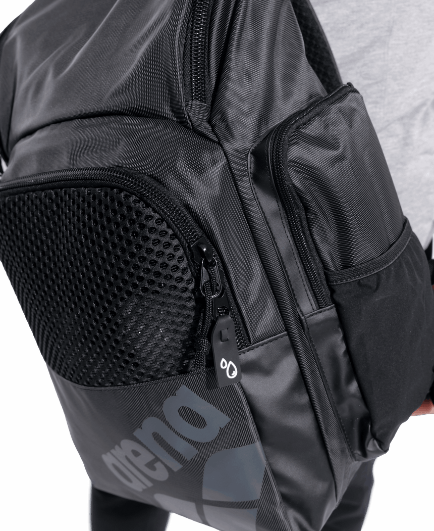 Arena Rugtas 35L One Go Zwart