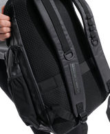 Arena Rugtas 45L One Go Zwart