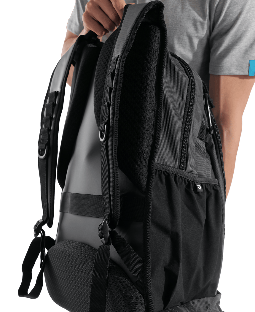 Arena Rugtas 45L All Set Zwart