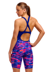 Funkita Badpak met Pijpjes Fast Training Warped Waves